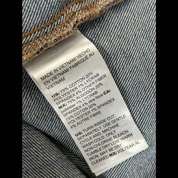 Chico's NWT Women's Size 4 XXL Denim Jacket - Picture 5 of 5